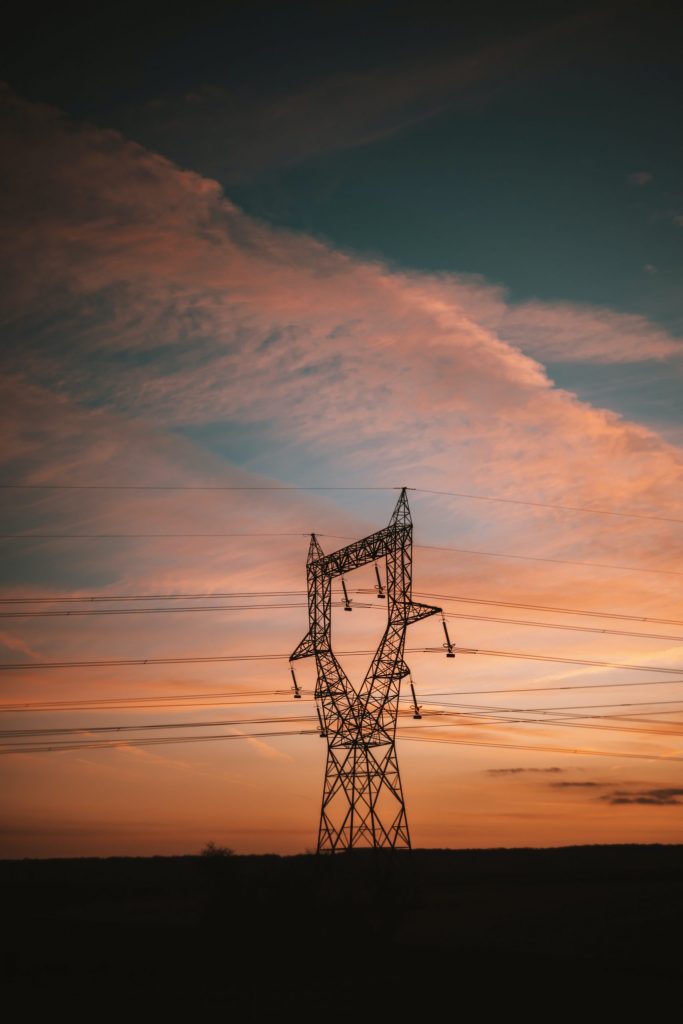 Accord État-EDF sur les prix de l'électricité.